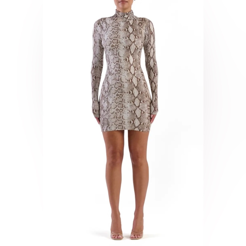 Naked wardrobe dress